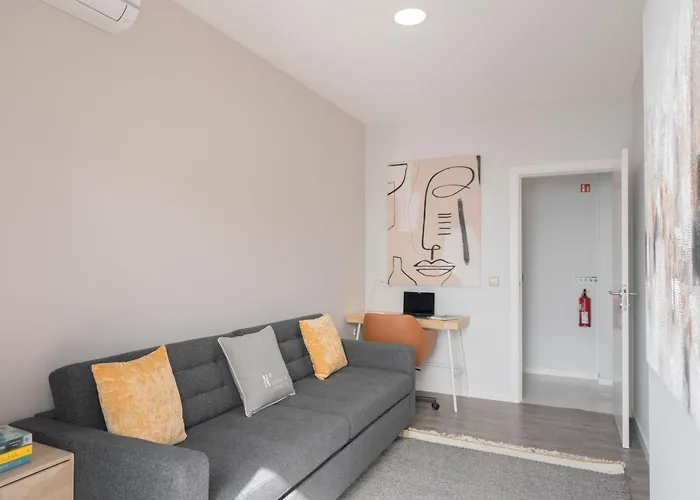 Doca Do Cavacas I By An Island * Funchal