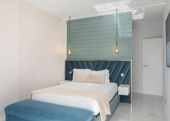 Doca Do Cavacas I By An Island 丰沙尔