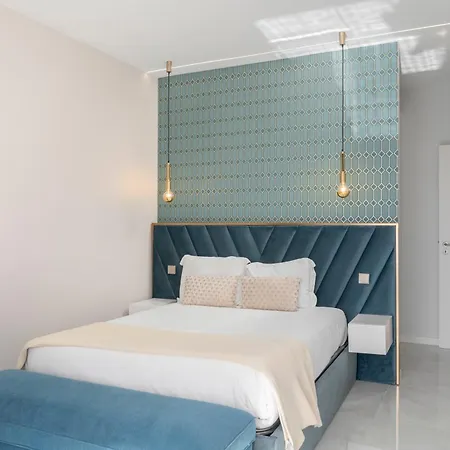 Doca Do Cavacas I By An Island Funchal (Madeira)