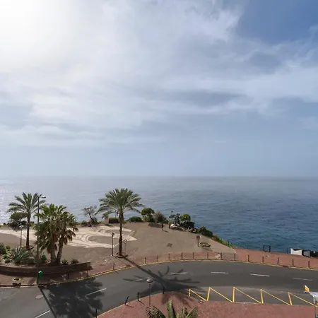 Doca Do Cavacas I By An Island